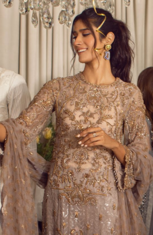 Heathora - Embellished Shirt Paired with a Dupatta and Cigarette Pants